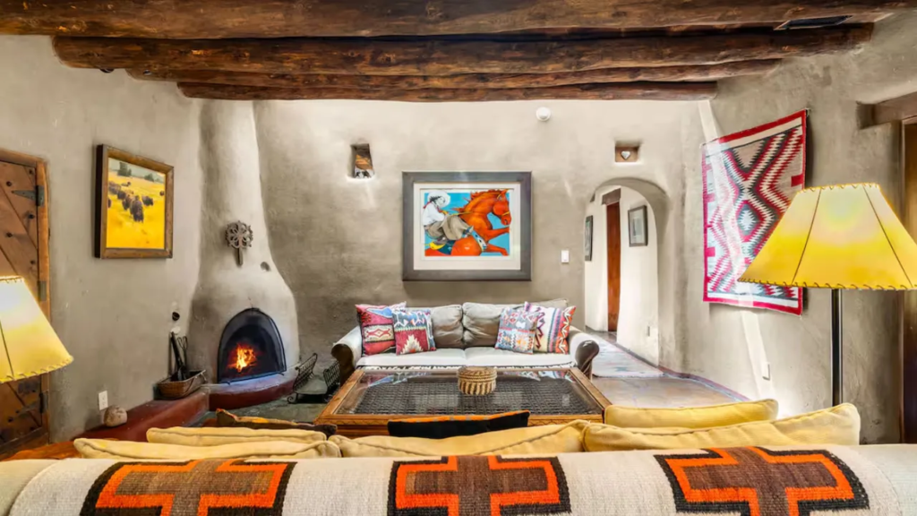 11 Santa Fe Airbnbs That Embody “The City Different” 11 Santa Fe Airbnbs That Embody “The City Different”