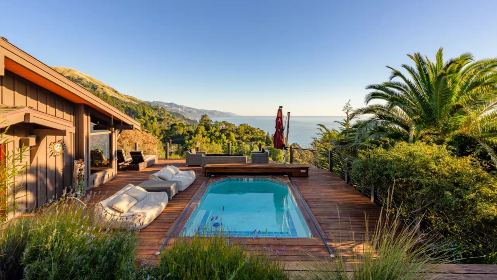 The Best Airbnbs Near California's Majestic Big Sur