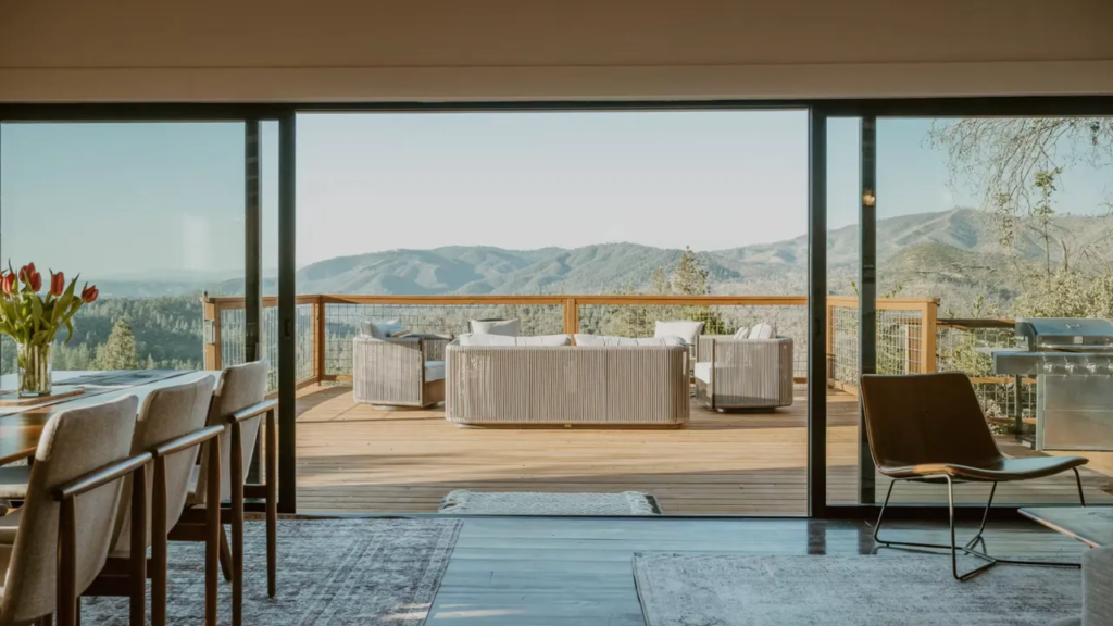 The Best Airbnbs Near Yosemite National Park for a One-of-a-Kind Getaway