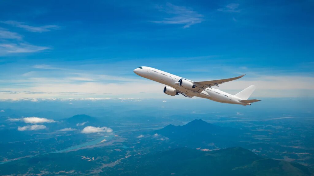 When Is the Best Time to Fly? Experts Settle the Debate Once and for All