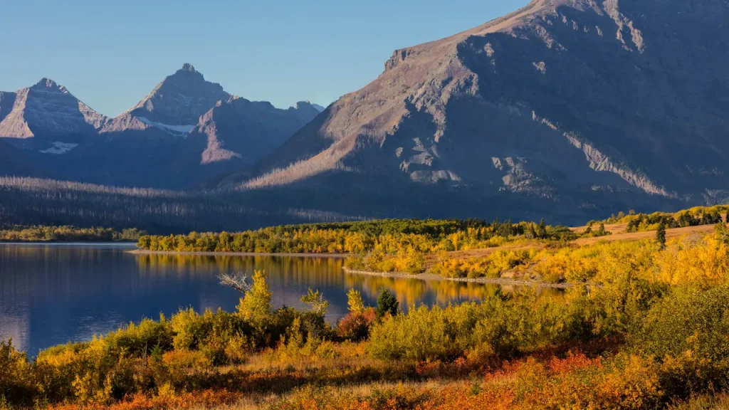 11 National Parks That Are Even More Beautiful in the Fall